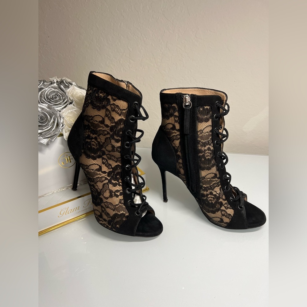 Giuseppe Zanotti Black Lace Peep-Toe Stiletto Sandals - Picture 3 of 16